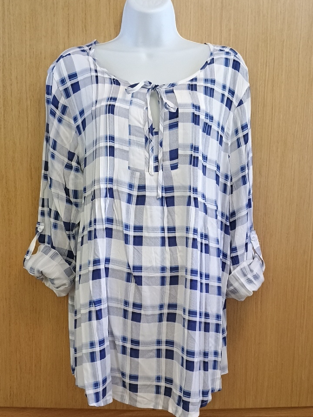 +SZ NWT Suzanne Betro SZ 1X LS Navy/White Plaid Placet Tunic